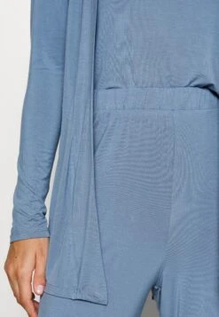 Anna Field PigiamaBlue Donna Intimo Notte E Loungewear AN681P0A1-K11 15 Anna Field PigiamaBlue Donna Intimo Notte E Loungewear AN681P0A1-K11 -Anna Field 16afe6d80d1843b8a9d7e39e51ab5271