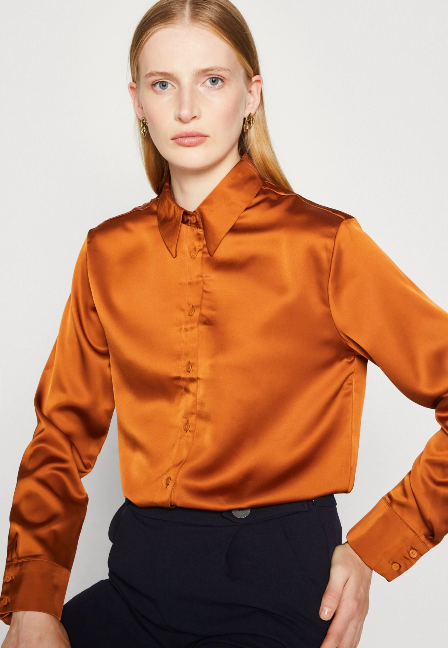 CamiciaBrown Donna Camicie E Bluse ANH21E00A-O11 6 CamiciaBrown Donna Camicie E Bluse ANH21E00A-O11 - immagine 4