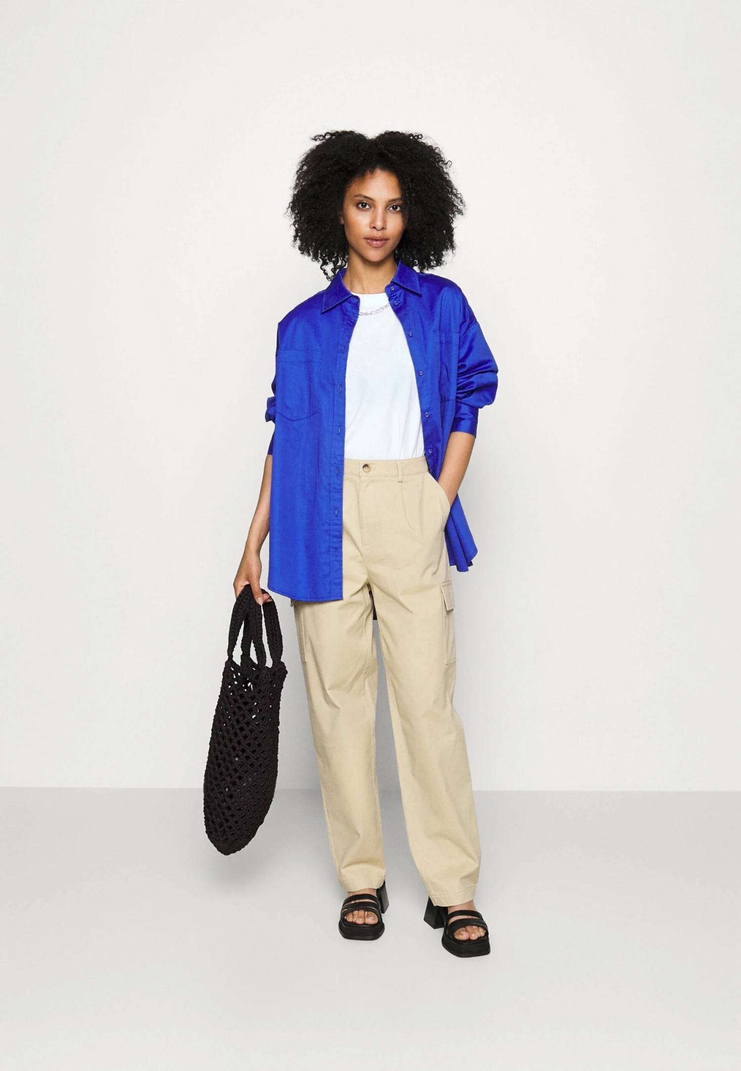 Cargo Trousers PantaloniBeige Donna Pantaloni ANI21A00Y-B11 4 Cargo Trousers PantaloniBeige Donna Pantaloni ANI21A00Y-B11 - immagine 2