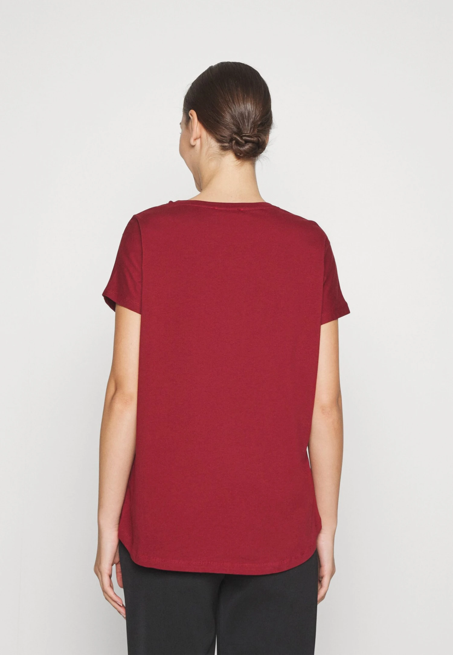 Anna Field Mandala Low To HighT-Shirt Con StampaBordeaux Donna T-shirt E Top AN621D18Q-G11 6 Anna Field Mandala Low To HighT-Shirt Con StampaBordeaux Donna T-shirt E Top AN621D18Q-G11 - immagine 4