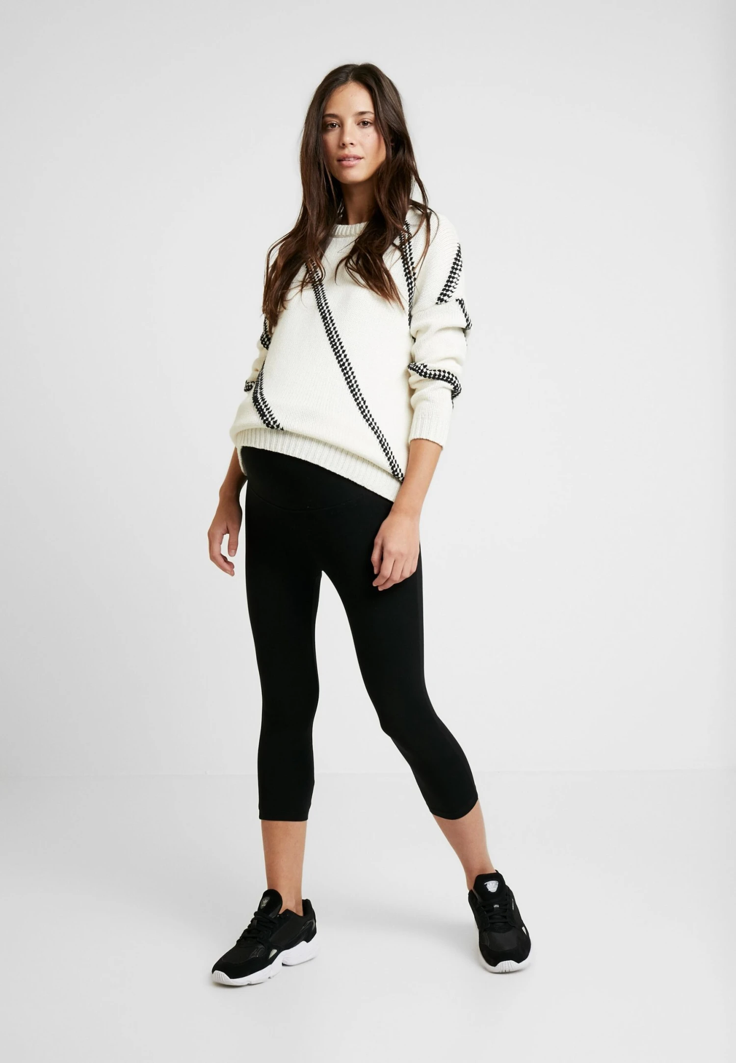 2 Pack CapriLeggingsBlack Donna Pantaloni EX429B00E-Q11 4 2 Pack CapriLeggingsBlack Donna Pantaloni EX429B00E-Q11 - immagine 2