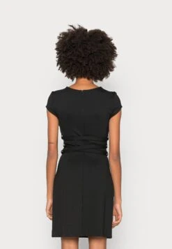 Anna Field Vestito Di MaglinaBlack Donna Vestiti AN621C1R6-Q11 -Anna Field 6dbe167afa2e4f3dbfe9b4897a8bbce8