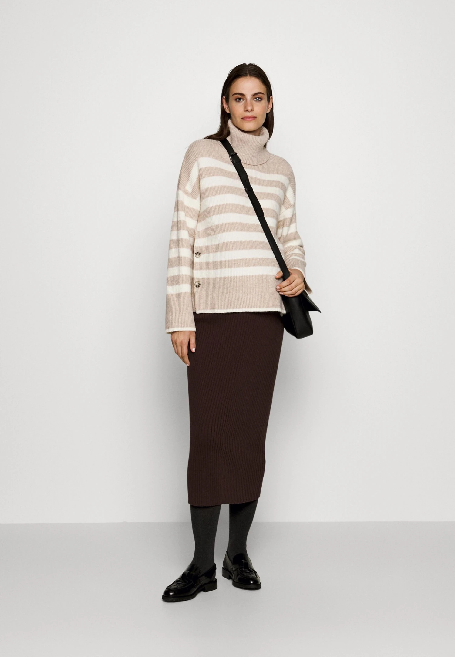 MaglioneBeige/Off-White Donna Maglieria EX429I01C-B11 4 MaglioneBeige/Off-White Donna Maglieria EX429I01C-B11 - immagine 2