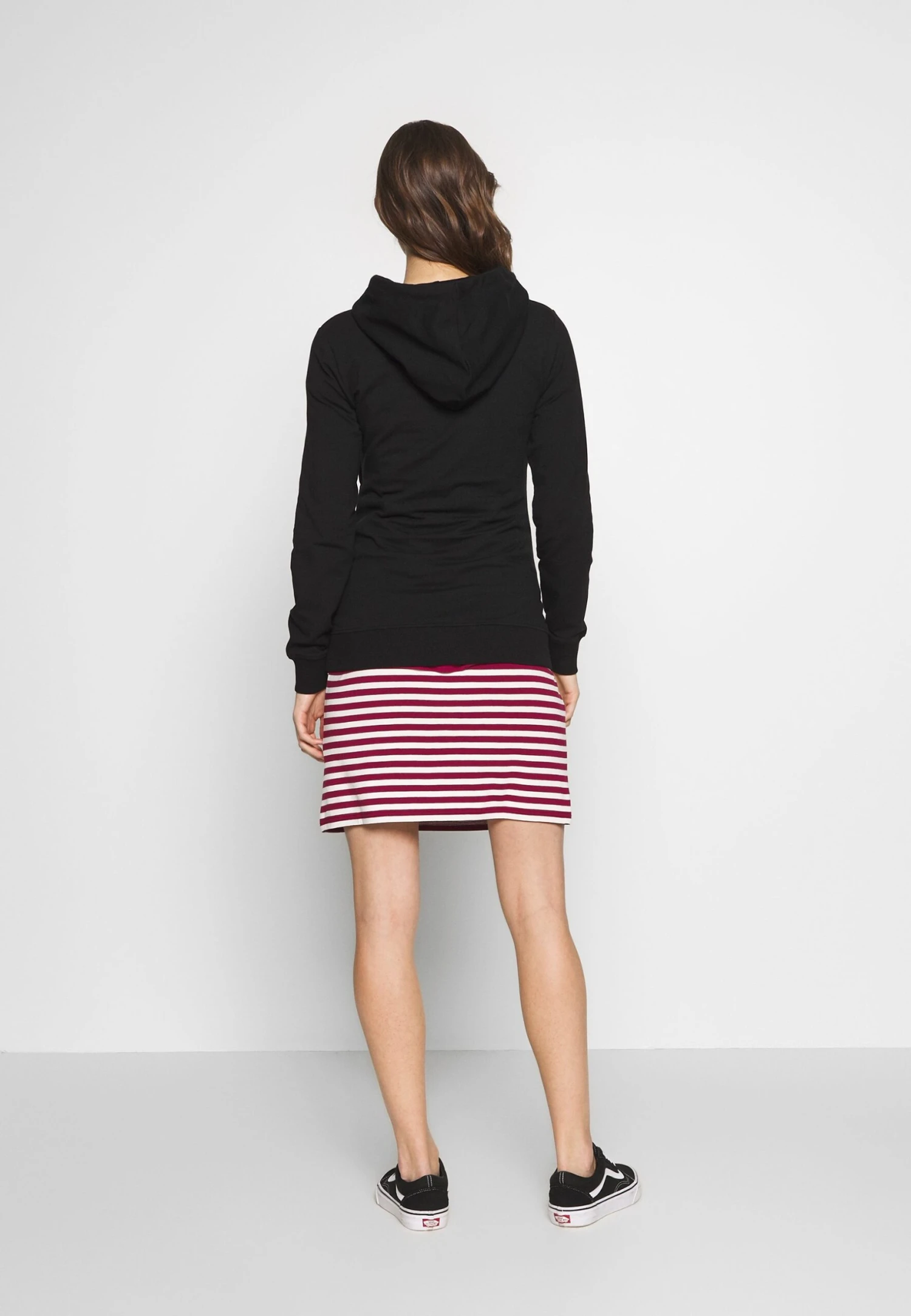 NursingSweatshirtFelpa Con CappuccioBlack Donna Felpe EX429J001-Q11 5 NursingSweatshirtFelpa Con CappuccioBlack Donna Felpe EX429J001-Q11 - immagine 3