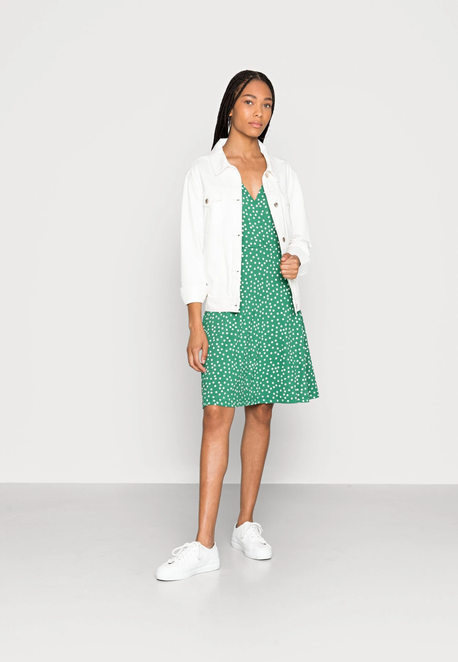 Anna Field Vestito Di MaglinaGreen/White Donna Vestiti AN621C1ID-M11 4 Anna Field Vestito Di MaglinaGreen/White Donna Vestiti AN621C1ID-M11 - immagine 2
