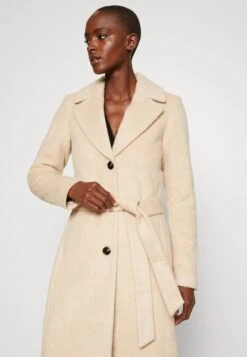 Cappotto Classico Mottled Beige Donna Cappotti ANH21U009-B11 11 Cappotto Classico Mottled Beige Donna Cappotti ANH21U009-B11 -Anna Field a23595f055e84bca8bbaa19b853943ad