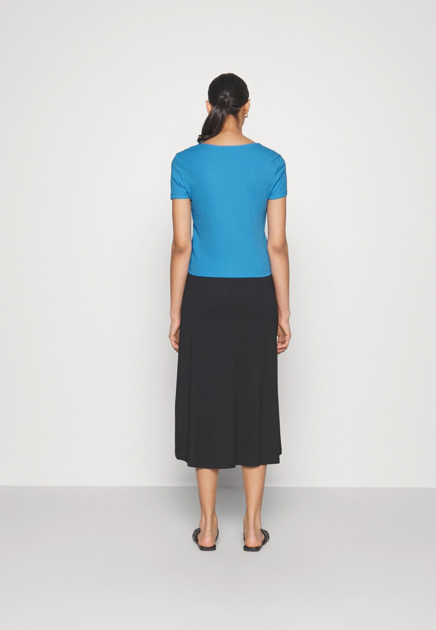 Anna Field CardiganBlue Donna Maglieria AN621D179-K11 5 Anna Field CardiganBlue Donna Maglieria AN621D179-K11 - immagine 3