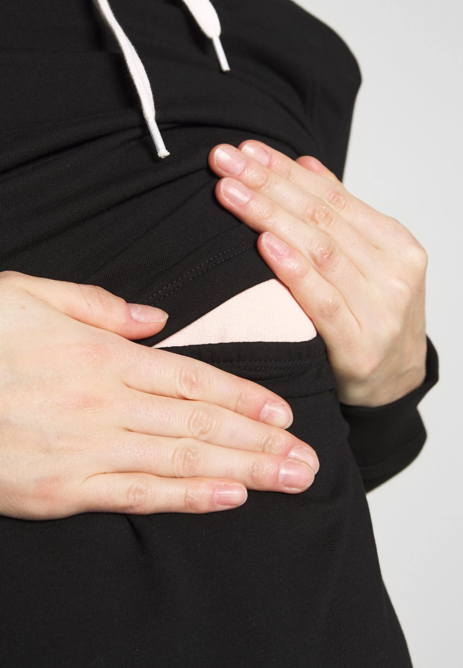 NursingSweatshirtFelpa Con CappuccioBlack Donna Felpe EX429J001-Q11 7 NursingSweatshirtFelpa Con CappuccioBlack Donna Felpe EX429J001-Q11 - immagine 5