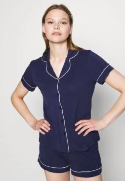 Anna Field Button Through Pj Set PigiamaBlue/White Donna Intimo Notte E Loungewear AN681P09T-K11 12 Anna Field Button Through Pj Set PigiamaBlue/White Donna Intimo Notte E Loungewear AN681P09T-K11 -Anna Field ca0de327115340e9b0cf3dcf947f73c6