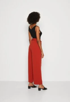 Anna Field PantaloniDark Red Donna Pantaloni AN621A070-G11 10 Anna Field PantaloniDark Red Donna Pantaloni AN621A070-G11 -Anna Field d7626289b75b4f48bb6345a2c687881f