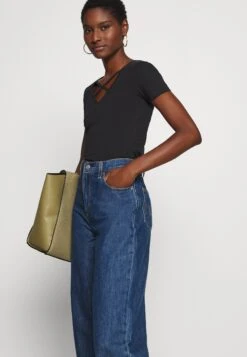 Anna Field T-Shirt Con StampaBlack Donna T-shirt E Top AN621D0RX-Q11 -Anna Field e2475b7c9f2547b681153bd62be3e36a